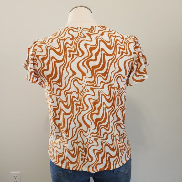 Flutter Sleeve Blouse with Adjustable Front Ruching - Picture 3 of 3